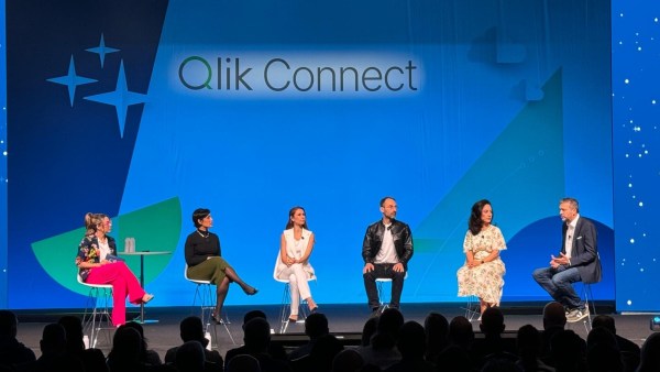 Qlik AI Council on stage at Qlik Connect 2024 in Orlando, Florida